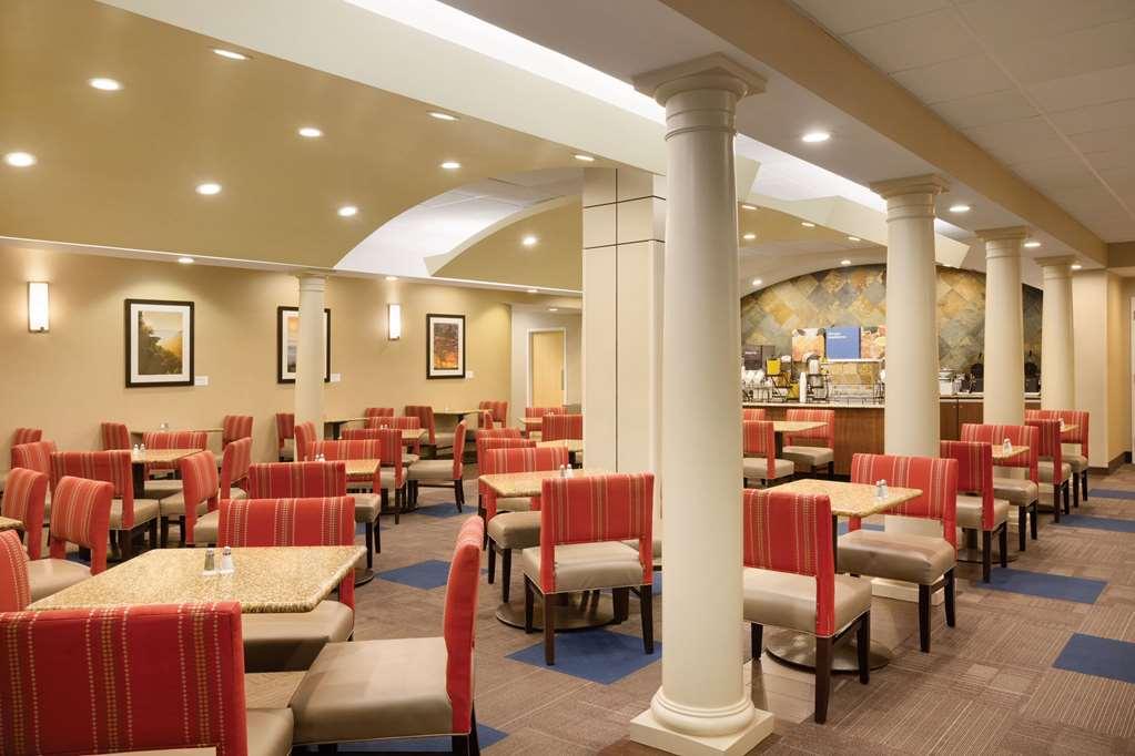 Comfort Inn & Suites Presidential Little Rock Restoran gambar